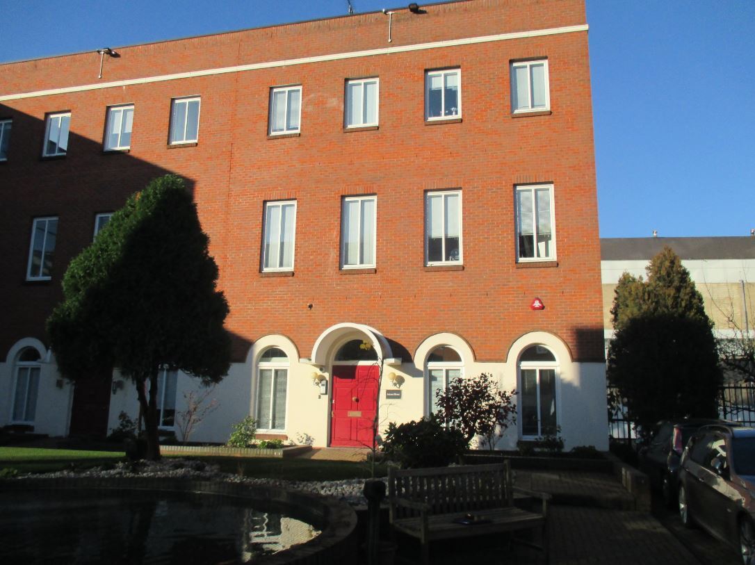 1 Spring Villa Rd, Edgware à vendre Photo principale- Image 1 de 1