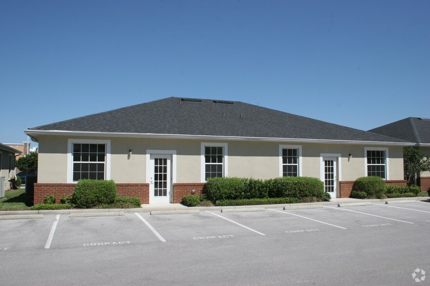 2607 Windguard Cir, Wesley Chapel, FL for lease - Building Photo - Image 2 of 6