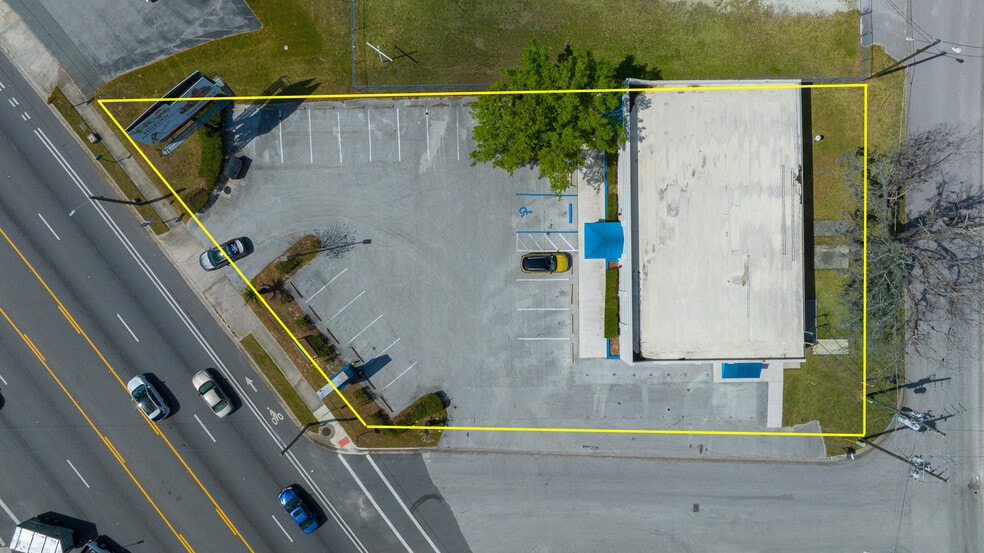 5925 SE Abshier Blvd, Belleview, FL for sale - Building Photo - Image 2 of 43