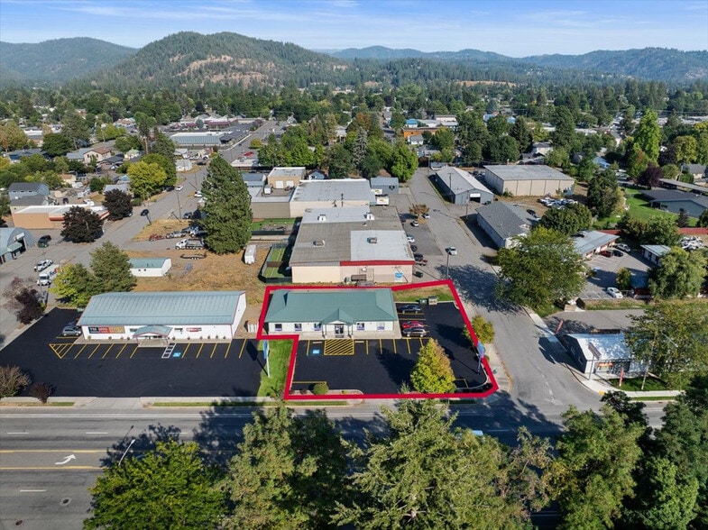 1600 N Government Way, Coeur d'Alene, ID for sale - Building Photo - Image 1 of 16