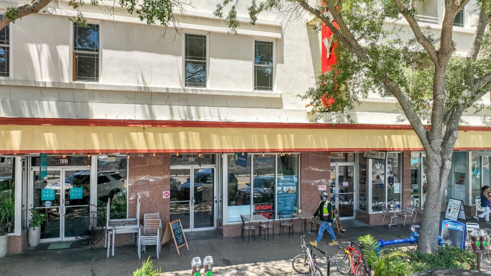 433 Central Ave, Saint Petersburg, FL à louer - Photo du bâtiment - Image 3 de 8