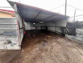 6501 Enrique M Barrera Pky, San Antonio, TX for lease Building Photo- Image 2 of 5