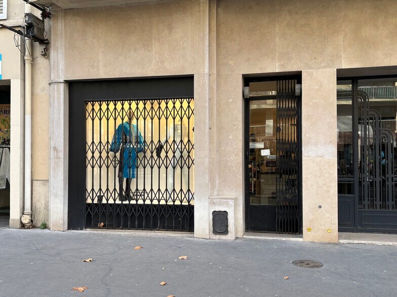 198 Boulevard Voltaire, Paris à louer - Photo du bâtiment - Image 3 de 11
