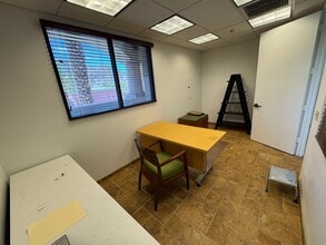 47040-47050 Washington St, La Quinta, CA for lease Interior Photo- Image 2 of 7