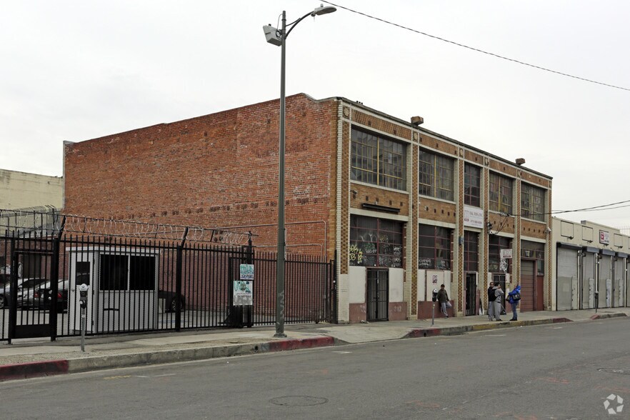 312-318 Omar Ave, Los Angeles, CA à vendre - Photo du bâtiment - Image 2 de 4