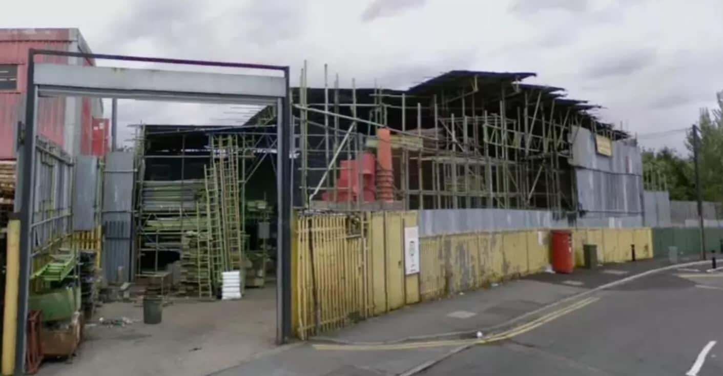 35 South Access Rd, London for sale Building Photo- Image 1 of 7