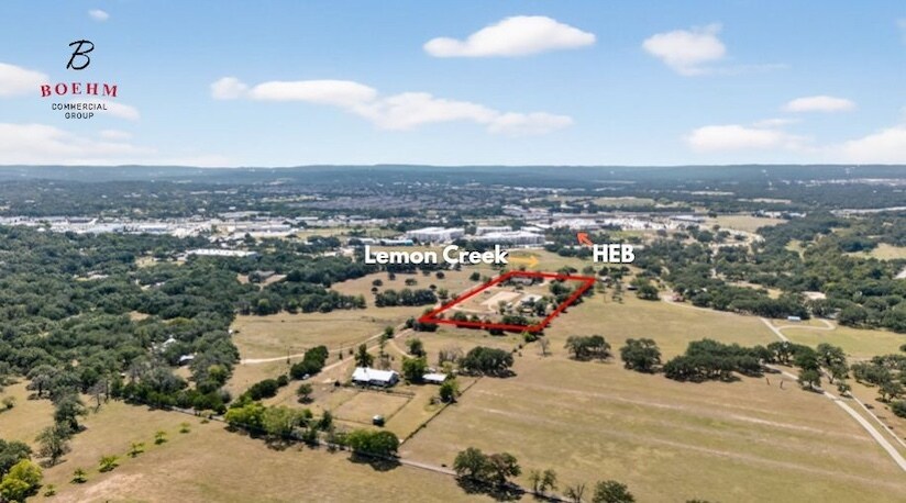 29470 Old Fredericksburg Rd, Boerne, TX à vendre - Photo du bâtiment - Image 2 de 41