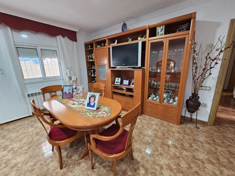 Immeuble residentiel dans Santa Perpètua de Mogoda, Barcelona à vendre - Photo intérieure - Image 3 de 23
