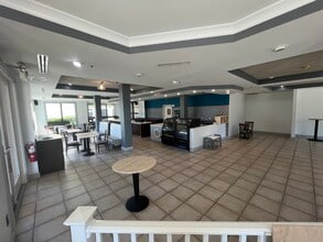 5750 75 Ct, Gainesville, FL for lease Interior Photo- Image 2 of 7