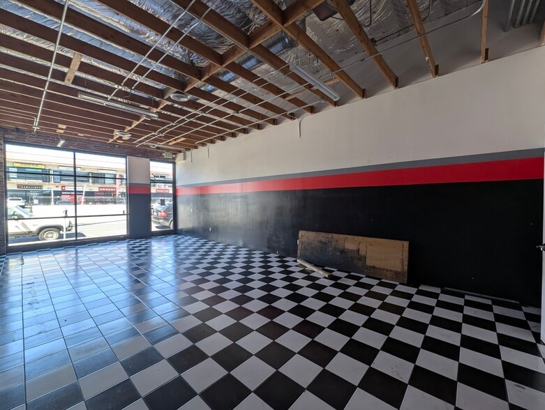 4850 Santa Monica Blvd, Los Angeles, CA for lease - Interior Photo - Image 3 of 9