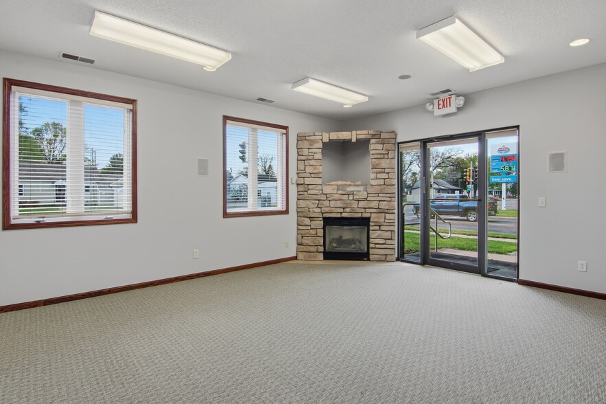 2108 S Broadway St, Menomonie, WI for sale - Building Photo - Image 3 of 35