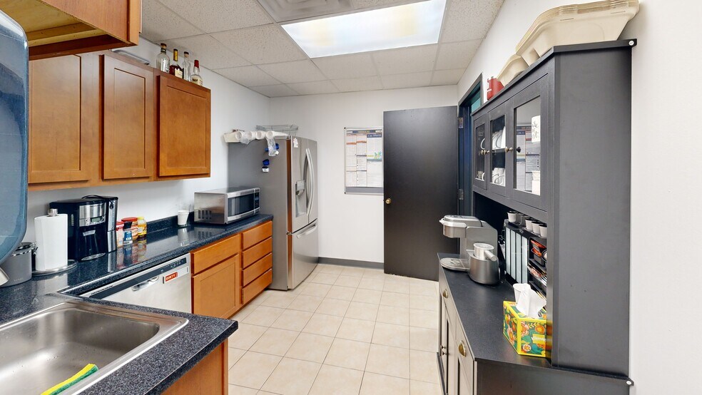 13610 Barrett Office Dr, Ballwin, MO à louer - Numérisation 3D de Matterport - Image 2 de 9