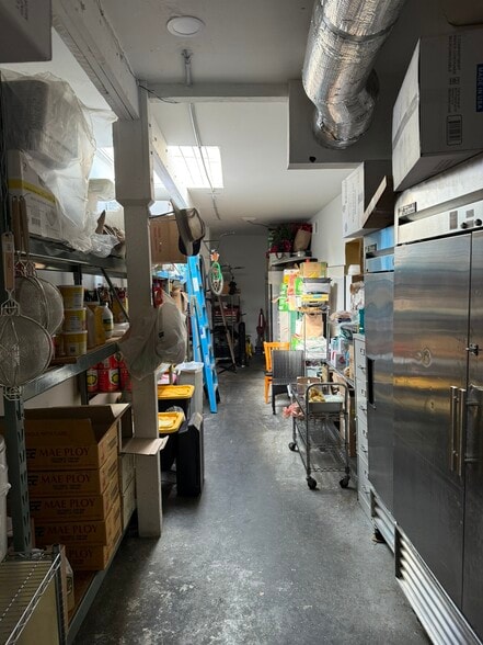 633-637 Laurel St, San Carlos, CA for lease - Interior Photo - Image 2 of 10