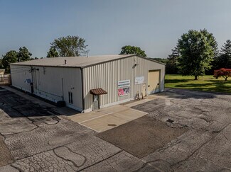 Plus de détails pour 15454 W High St, Middlefield, OH - Industriel à vendre