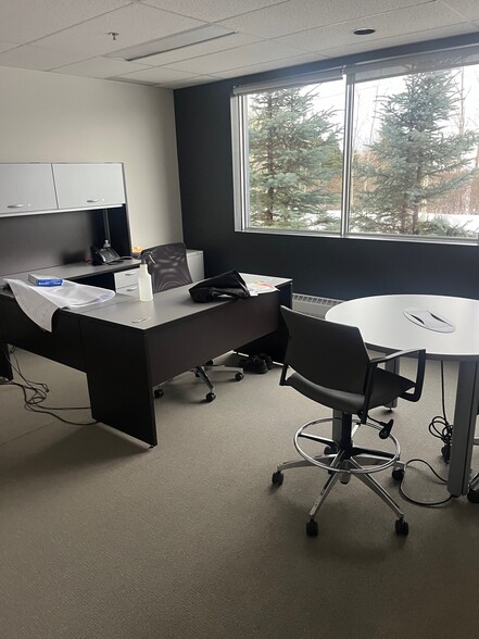 2110-2130 De La Chute-Du-Diable Rue, Chicoutimi, QC à louer - Photo du bâtiment - Image 3 de 6