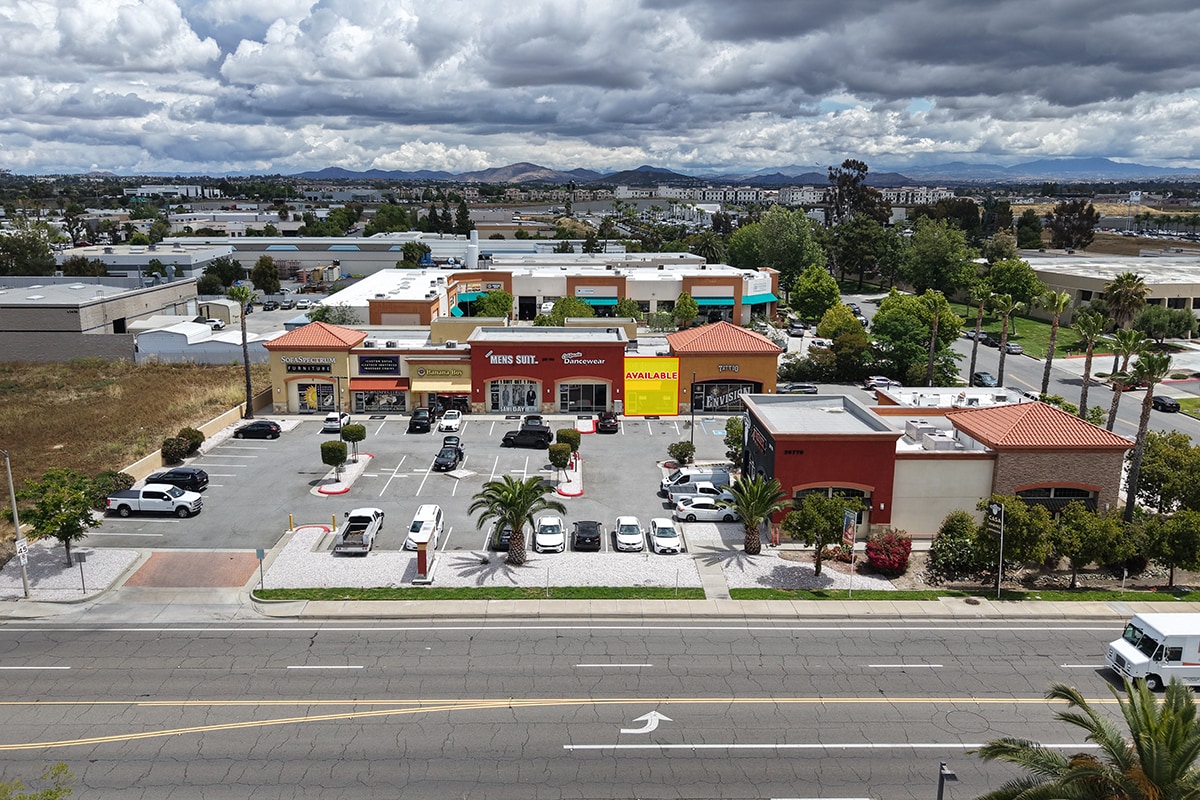 26760 Jefferson Ave, Murrieta, CA for lease Primary Photo- Image 1 of 10