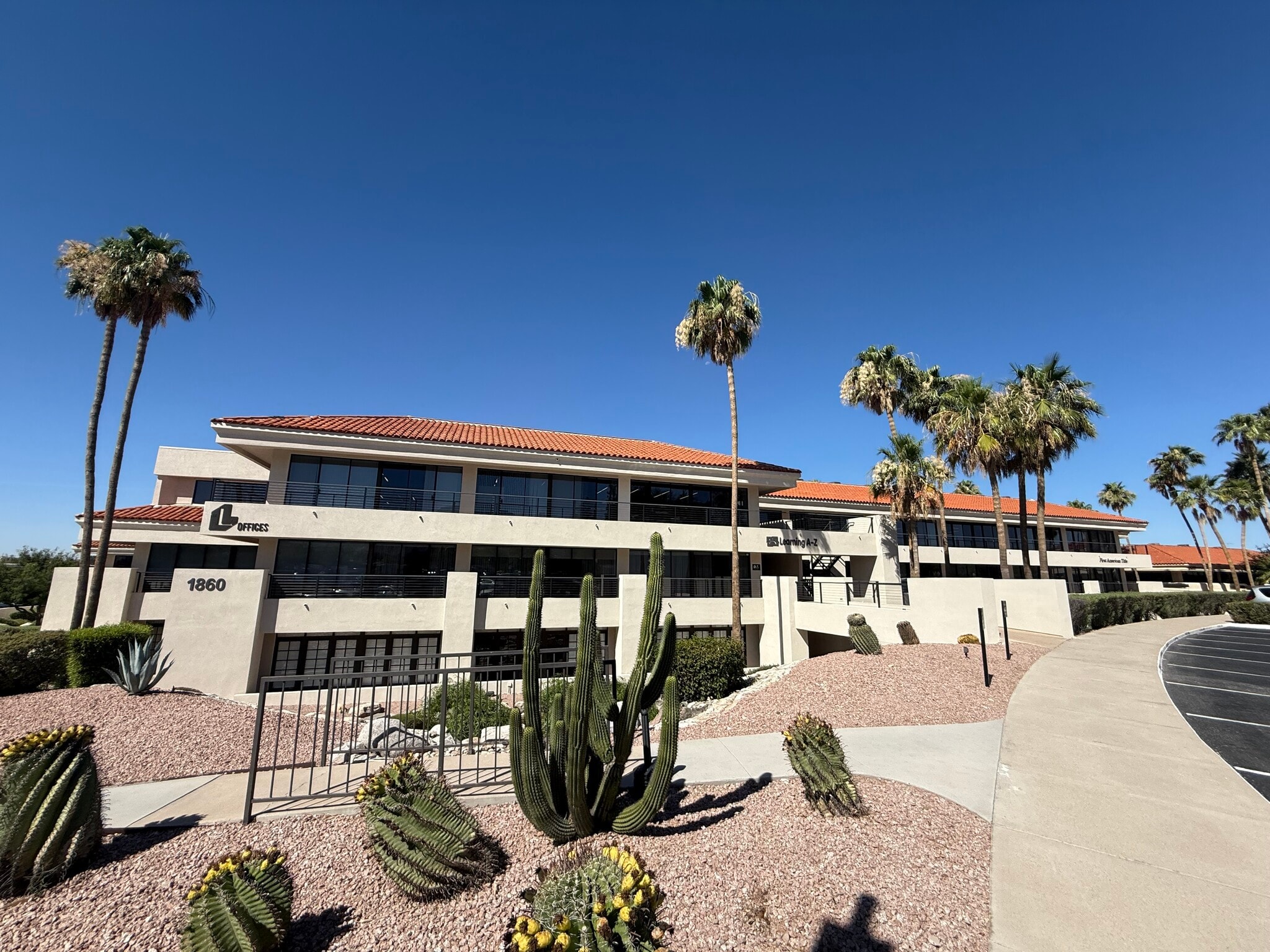 1820 E River Rd, Tucson, AZ for lease Primary Photo- Image 1 of 11