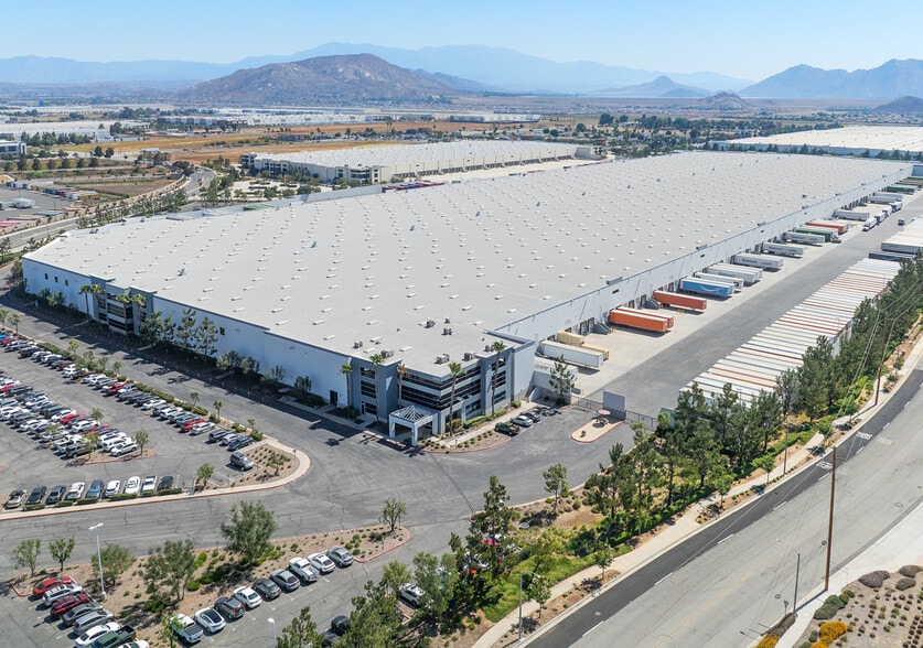 3700 Indian Ave, Perris, CA for lease - Building Photo - Image 2 of 5