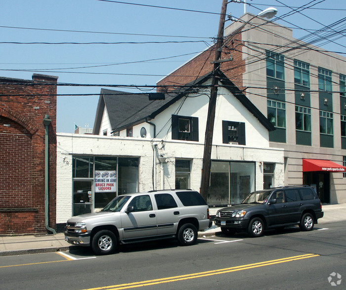 268-272 Mason St, Greenwich, CT à louer - Photo du bâtiment - Image 2 de 3