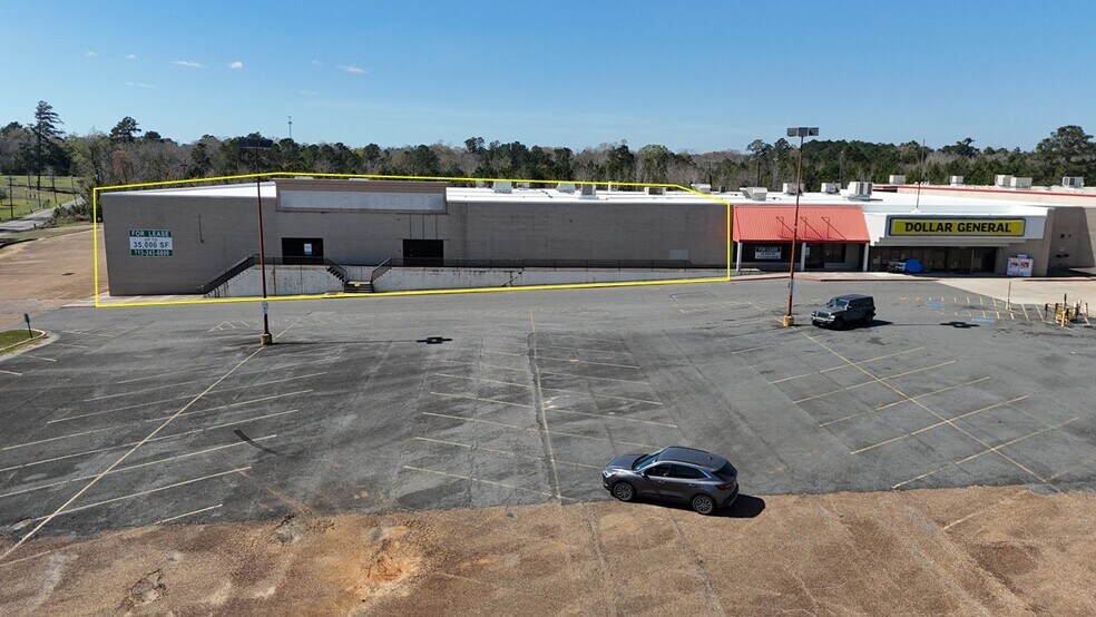 1005-1027 N Pine St, Deridder, LA à louer - Photo du bâtiment - Image 3 de 11