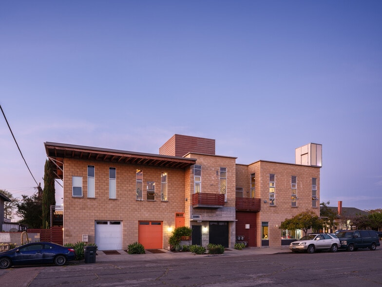 2202 30th St, San Diego, CA à vendre - Photo du bâtiment - Image 2 de 44