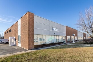 More details for 450-500 Rue McCaffrey, Montréal, QC - Industrial for Lease