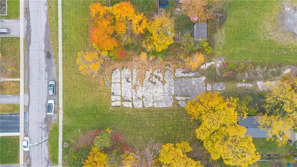 5 Haight St, St Catharines, ON à vendre - Photo du bâtiment - Image 2 de 6