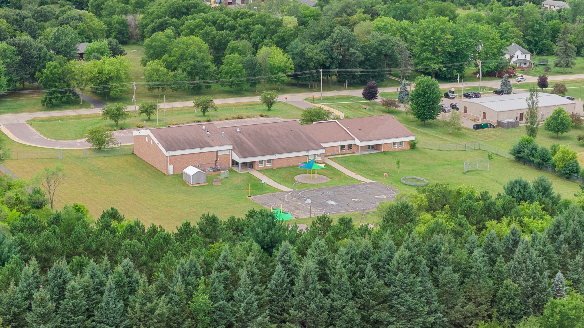 414 S Church St, Endeavor, WI à vendre Photo principale- Image 1 de 91