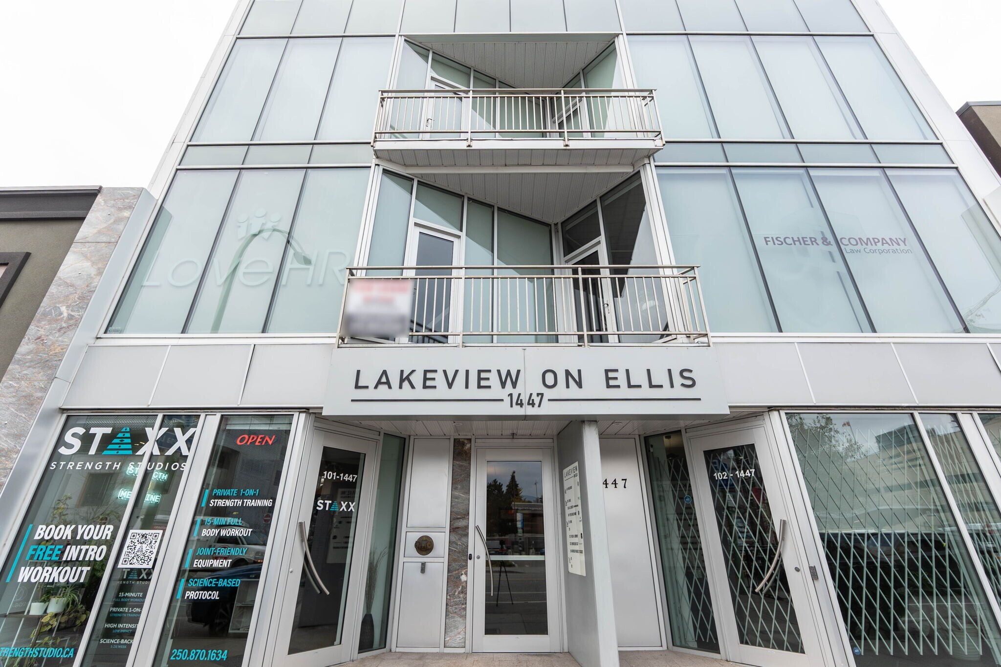 1447 Ellis St, Kelowna, BC à vendre Photo principale- Image 1 de 1