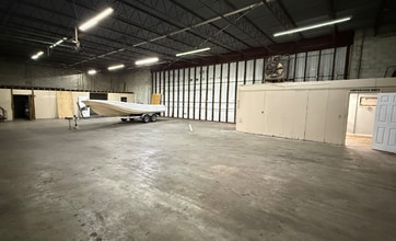 2201 SE Indian St, Stuart, FL à louer Photo intérieure- Image 2 de 2