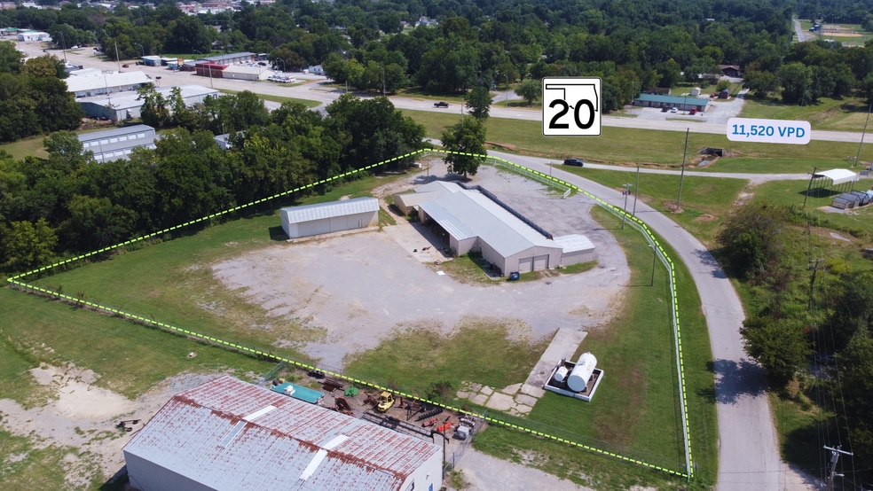 427 Maple st, Pryor, OK for lease - Building Photo - Image 3 of 11