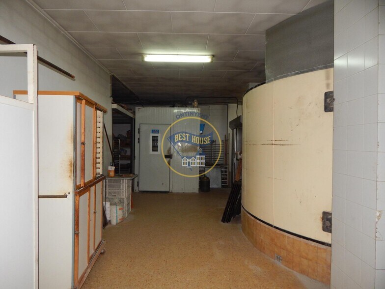 Commerce de détail dans València à vendre - Photo du bâtiment - Image 3 de 10