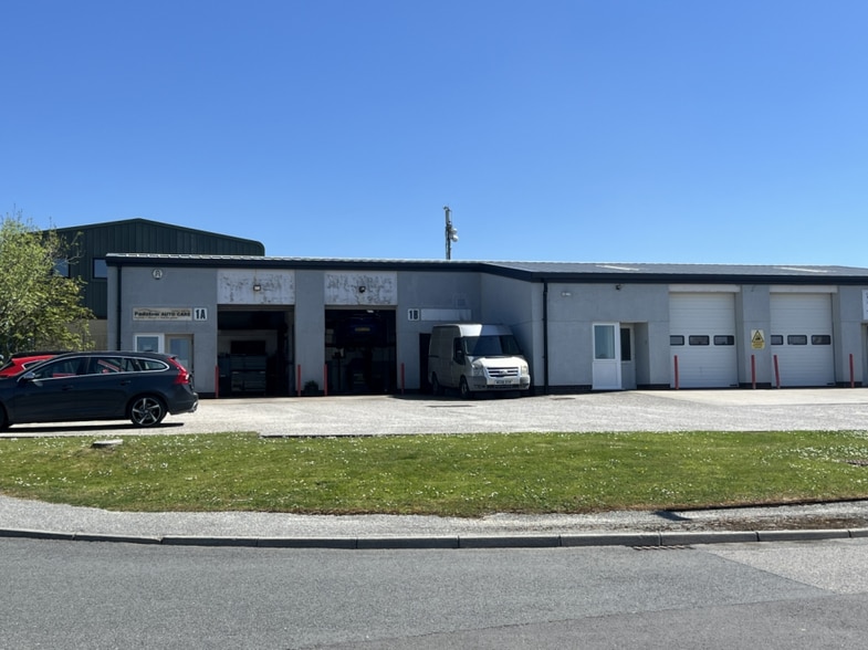 1A-1D Trecerus Industrial Estate, Padstow for lease - Building Photo - Image 2 of 3