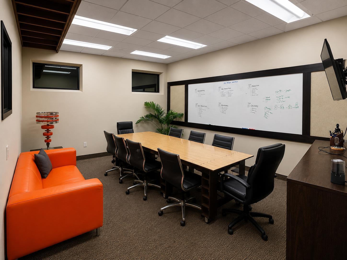 2033 N Fine Ave, Fresno, CA for lease Interior Photo- Image 1 of 6