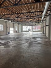 113 E 6th St, Columbia, TN à louer Photo intérieure- Image 2 de 5