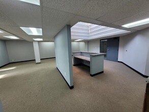 3550 Lexington Ave N, Shoreview, MN à louer Photo intérieure- Image 2 de 5