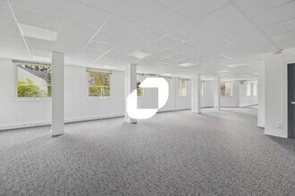 Bureau dans Courbevoie à louer Photo intérieure- Image 2 de 9