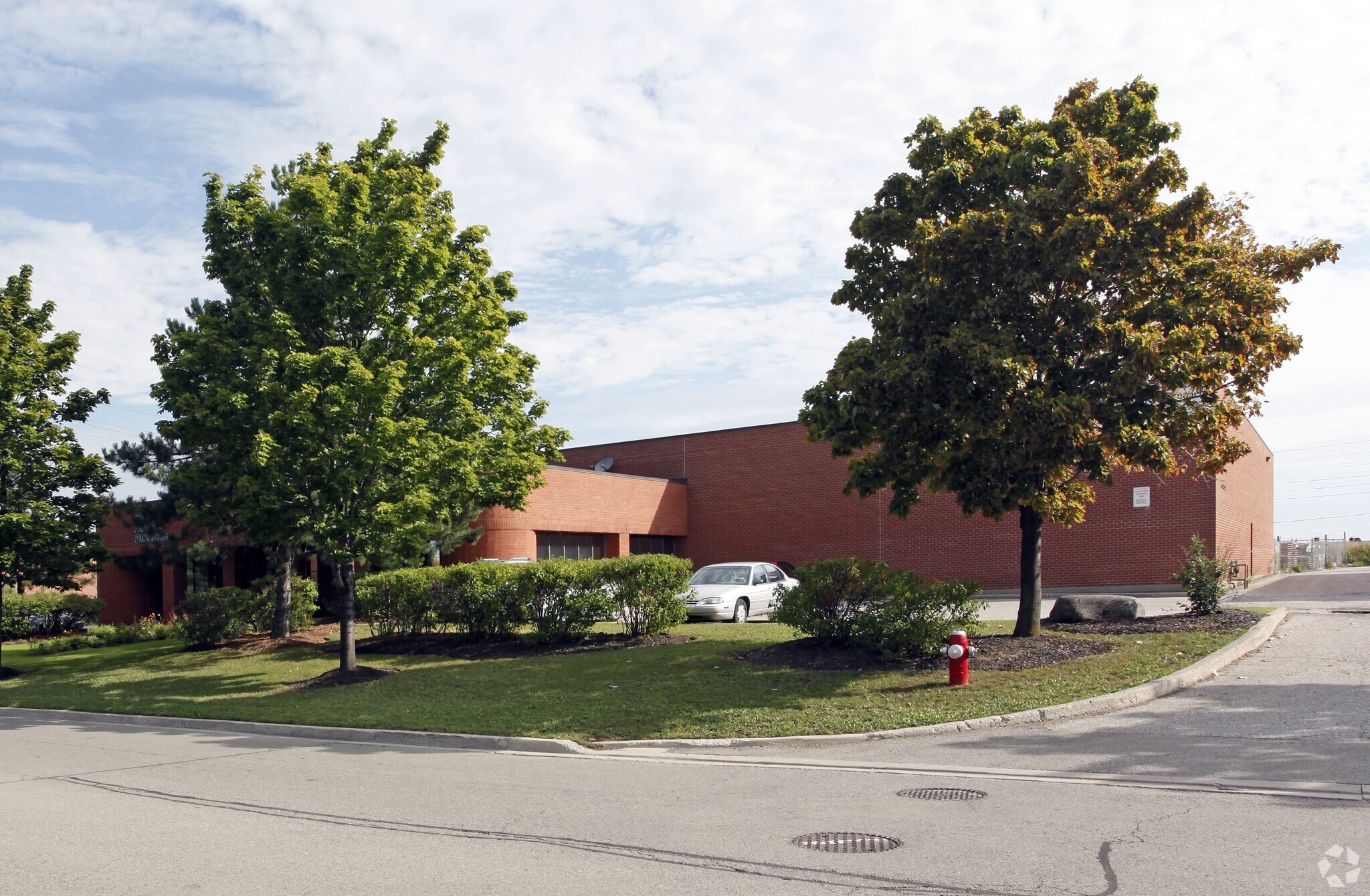 6935 Davand Dr, Mississauga, ON à vendre Photo principale- Image 1 de 1