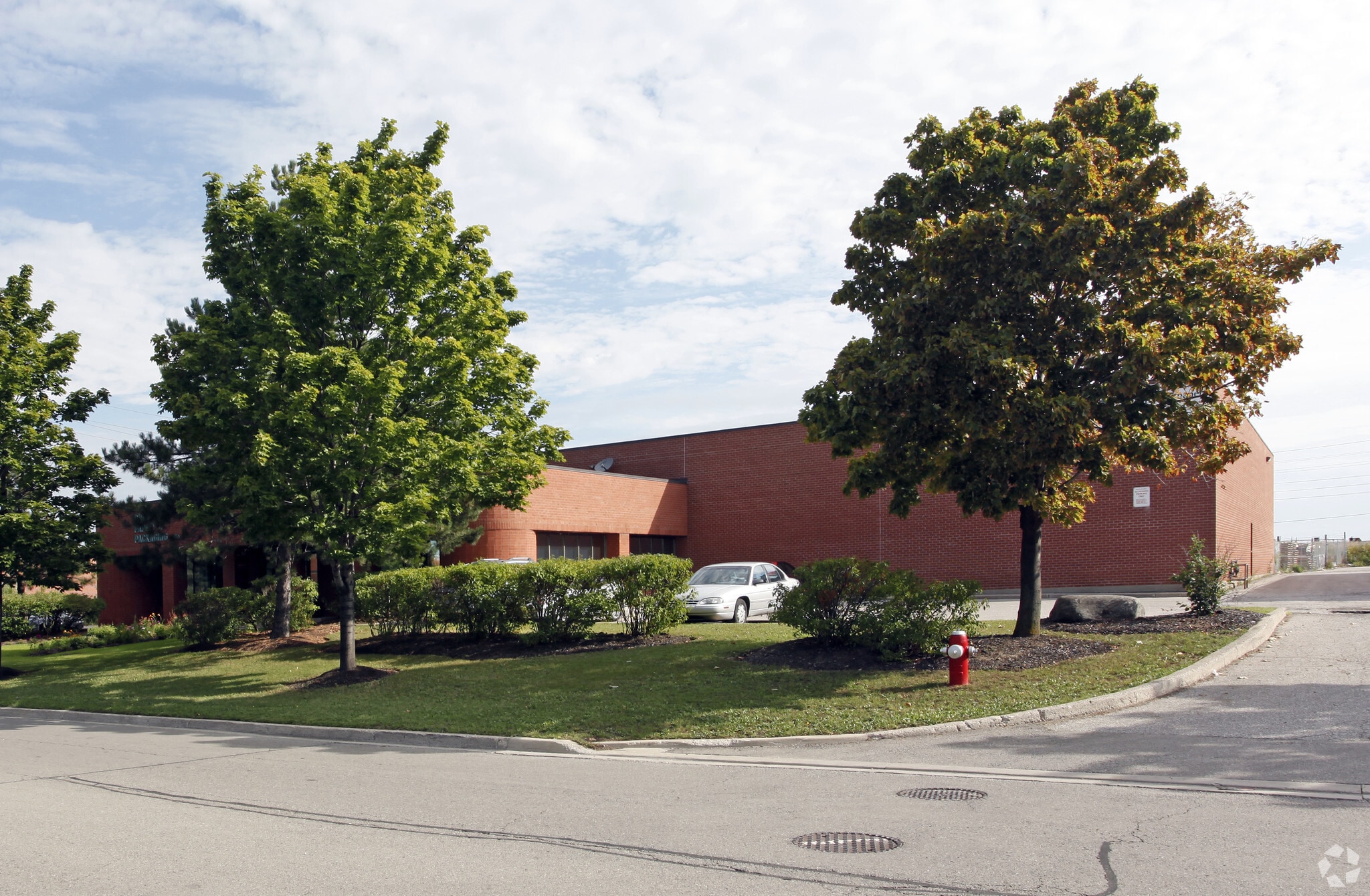 6935 Davand Dr, Mississauga, ON for sale Primary Photo- Image 1 of 1