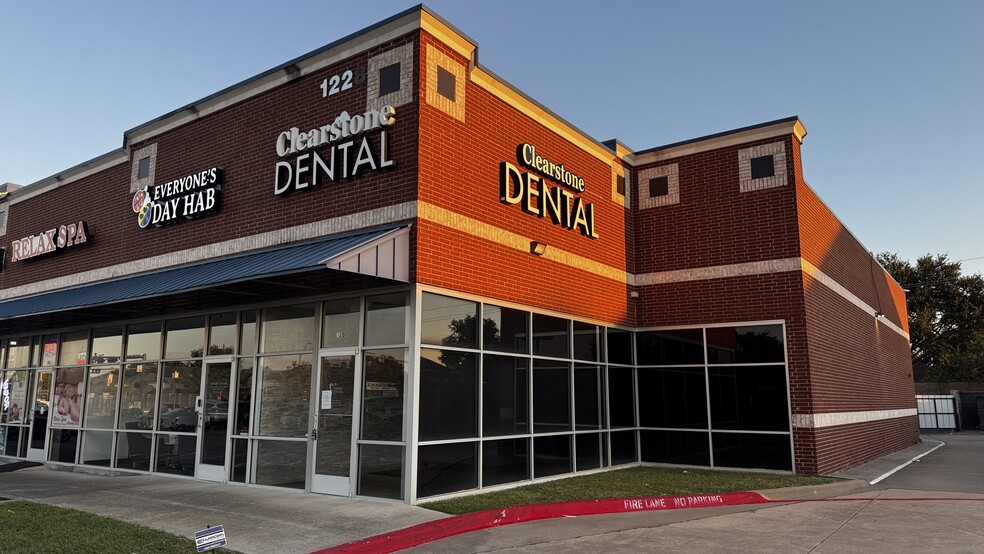 1228 E Exchange Pky, Allen, TX à louer - Photo du bâtiment - Image 2 de 7