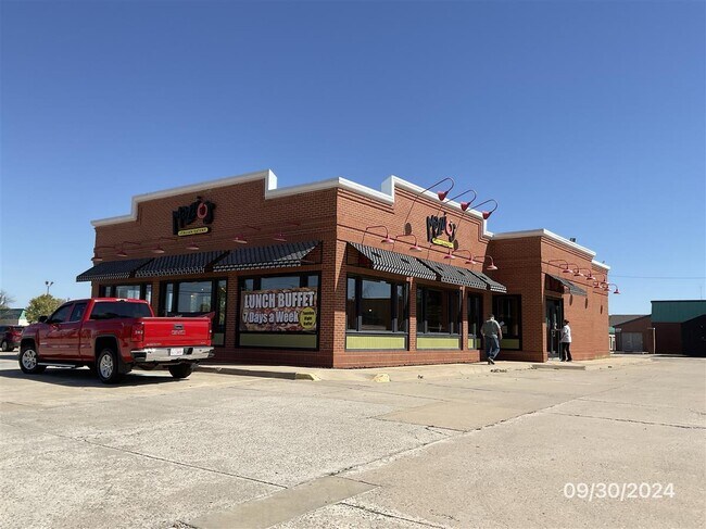 Plus de détails pour 12112 N Pennsylvania Ave, Oklahoma City, OK - Commerce de détail à louer