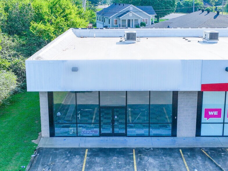 1009 Huntsville Hwy hwy, Fayetteville, TN à louer - Photo du bâtiment - Image 2 de 6