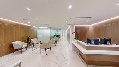 780-782 NW 42nd Ave, Miami, FL for lease Matterport 3D Scan- Image 1 of 13