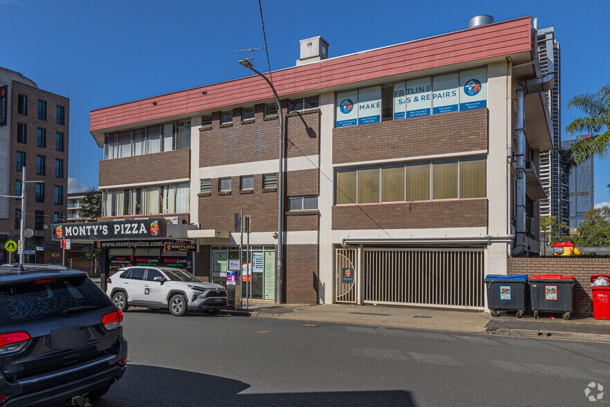 385 Church St, Parramatta à louer - Photo du bâtiment - Image 3 de 6