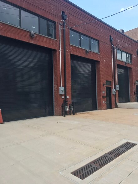 161-165 Fillmore St, Staten Island, NY à vendre - Photo principale - Image 1 de 6