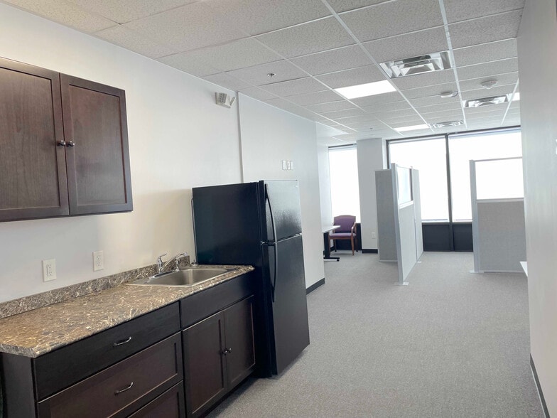 645 S Custer Rd, Allen, TX for lease - Building Photo - Image 3 of 5