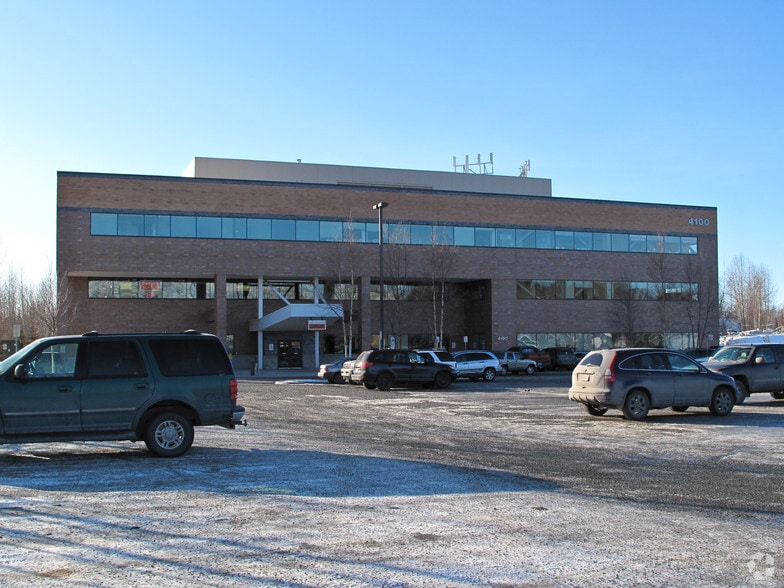 4100 Lake Otis Pky, Anchorage, AK à louer - Photo du bâtiment - Image 3 de 5