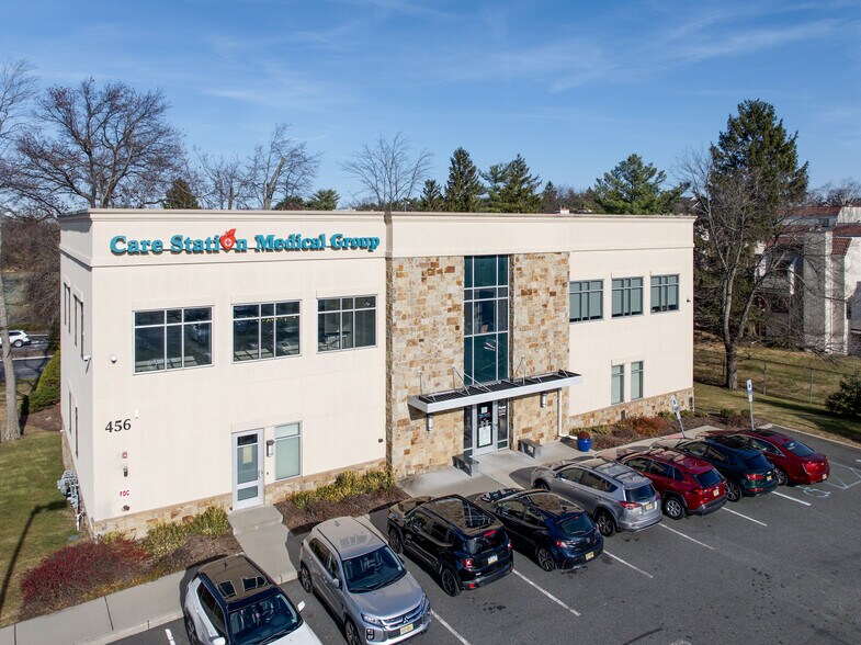 456 Prospect Ave, West Orange, NJ à vendre - Photo du bâtiment - Image 1 de 6