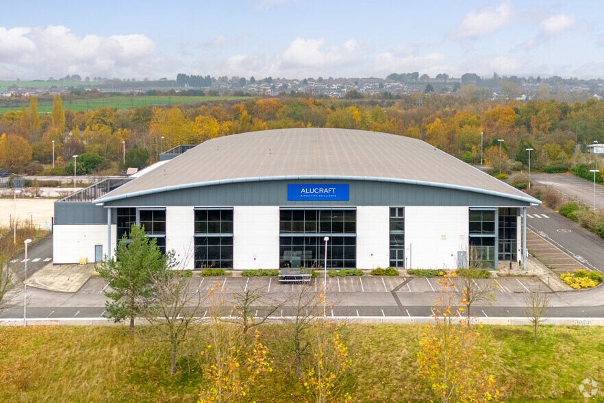 Manvers Way, Rotherham à louer - Photo du bâtiment - Image 2 de 3