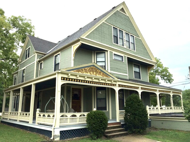 755 Broadway Ave, Bedford, OH for sale - Building Photo - Image 1 of 1